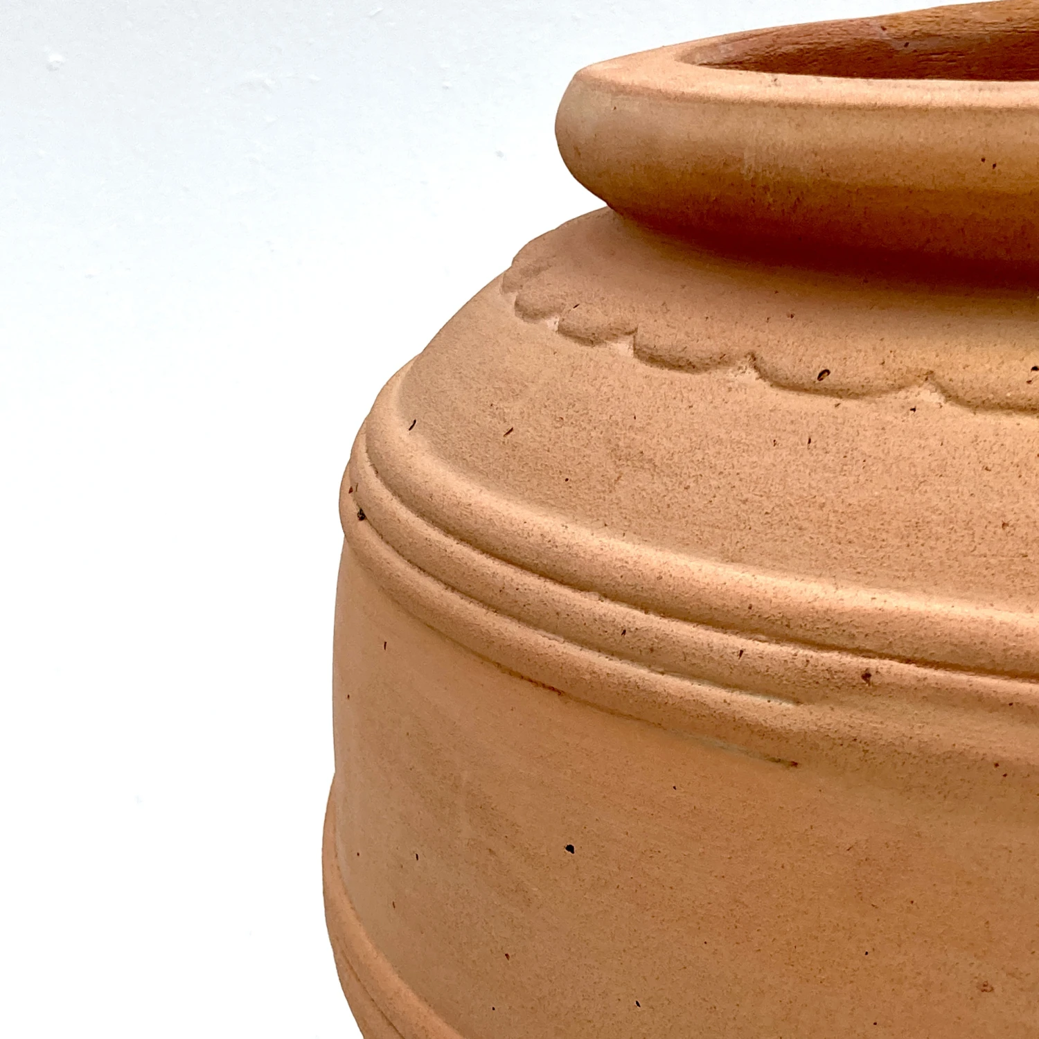 Ardena Urn Outdoor Pot - Image 3